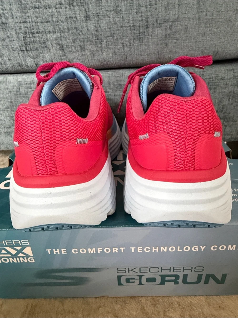 Skechers Max Cushioning Endeavour Canova